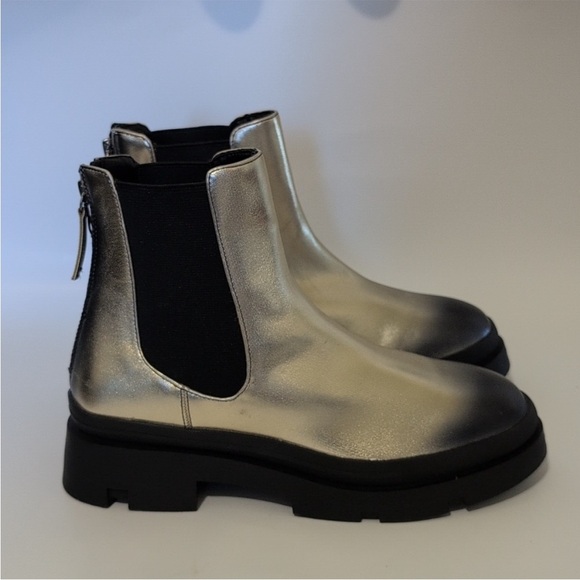 Steve Madden Gold lug sole Boots sz4 - Picture 2 of 7